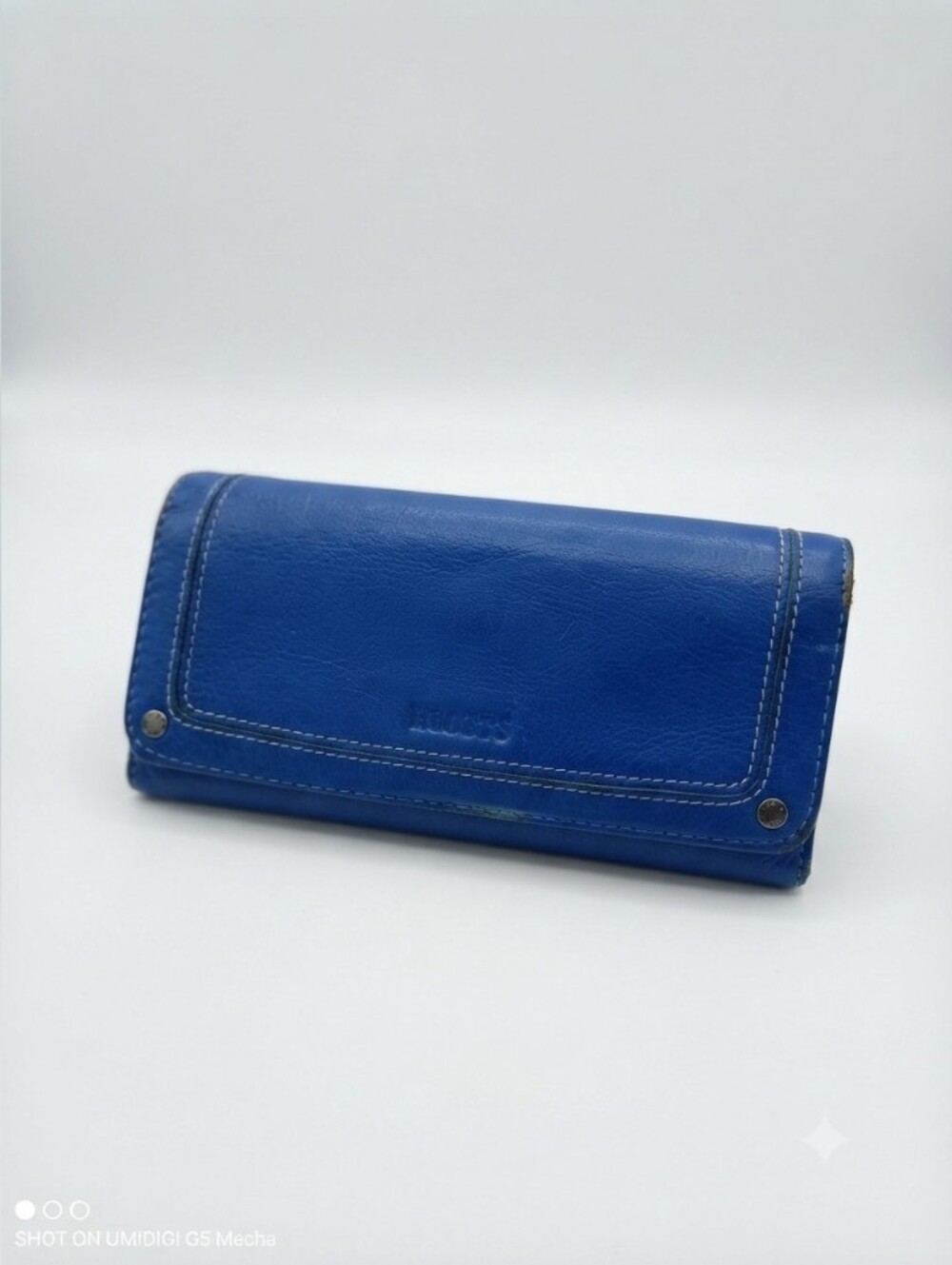5/$100 Roots Blue Leather Wallet 💙 - Picture 2 of 7